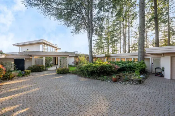 4060 Almondel Road, West Vancouver For Sale - image 2