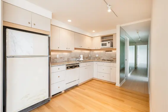 4060 Almondel Road, West Vancouver For Sale - image 32