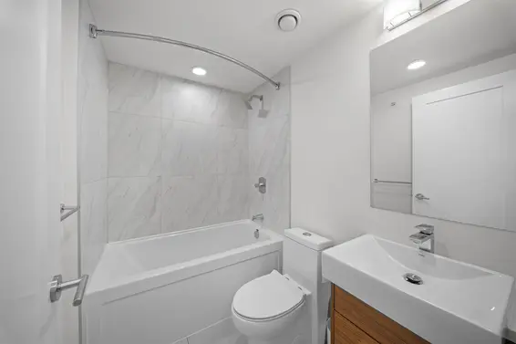 28 720 East 3rd Street, North Vancouver For Sale - image 16