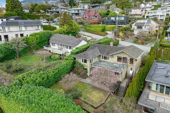 2558 Mathers Avenue, West Vancouver For Sale - image 37