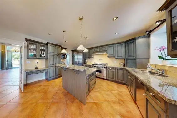 467 West Kings Road, North Vancouver For Sale - image 10