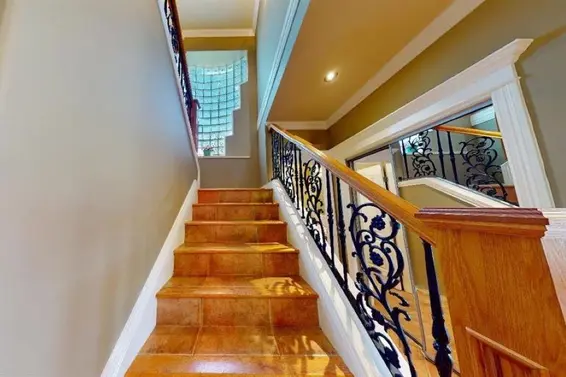 467 West Kings Road, North Vancouver For Sale - image 11