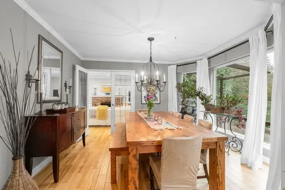 526 Newdale Place, West Vancouver For Sale - image 8