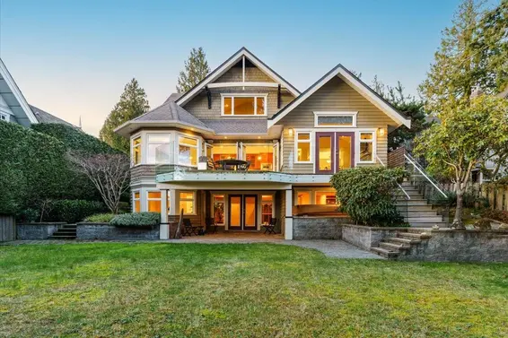 2618 Lawson Avenue, West Vancouver For Sale - image 1