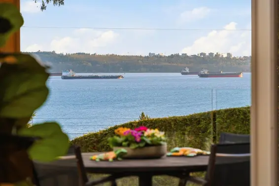 2618 Lawson Avenue, West Vancouver For Sale - image 3