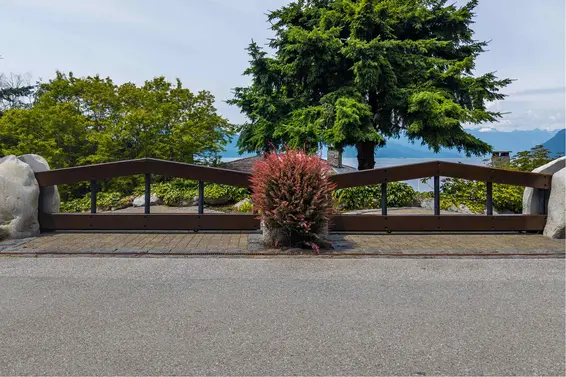 270 Lions Bay Avenue, Lions Bay For Sale - image 3