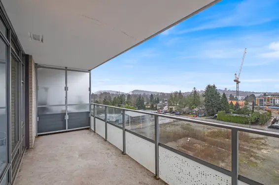 611 1500 Fern Street, North Vancouver For Sale - image 11