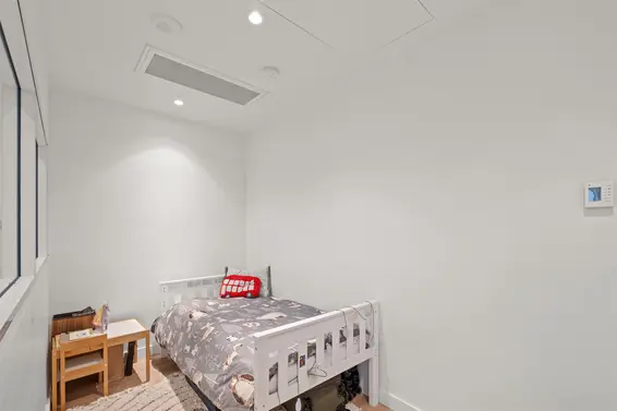 611 1500 Fern Street, North Vancouver For Sale - image 17