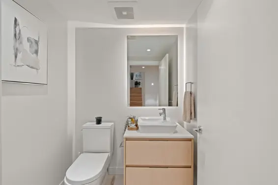 611 1500 Fern Street, North Vancouver For Sale - image 18