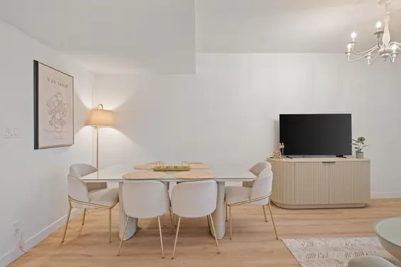 611 1500 Fern Street, North Vancouver For Sale - image 8