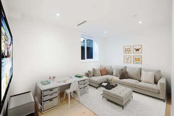 269 West 6th Street, North Vancouver For Sale - image 12