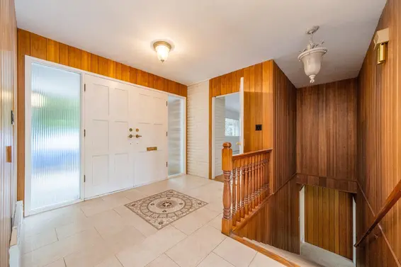 775 Southborough Drive, West Vancouver For Sale - image 2