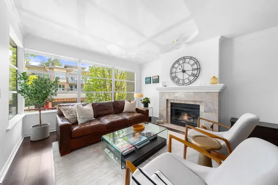 204 3151 Woodbine Drive, North Vancouver For Sale - image 2