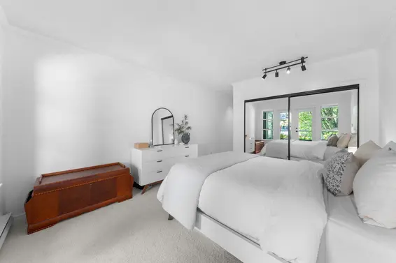 204 3151 Woodbine Drive, North Vancouver For Sale - image 23