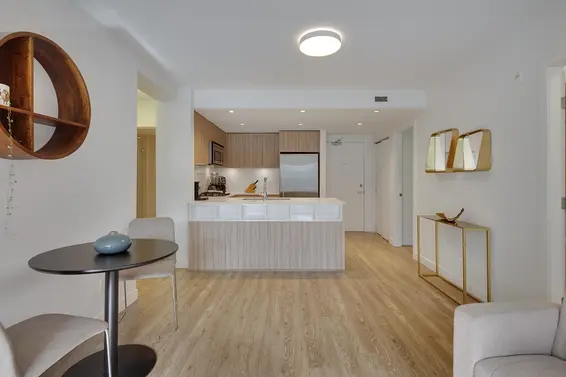 206 1061 Marine Drive, North Vancouver For Sale - image 8