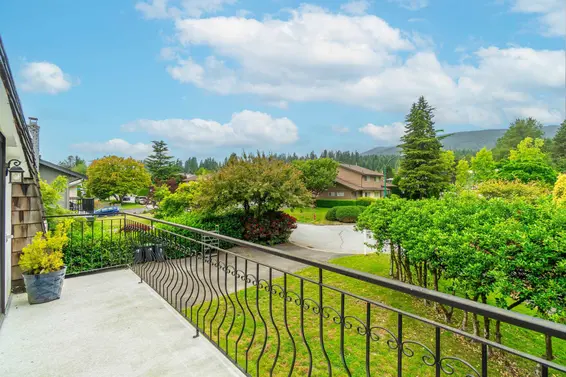 759 Vinedale Road, North Vancouver For Sale - image 10
