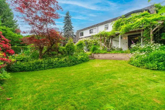 759 Vinedale Road, North Vancouver For Sale - image 4