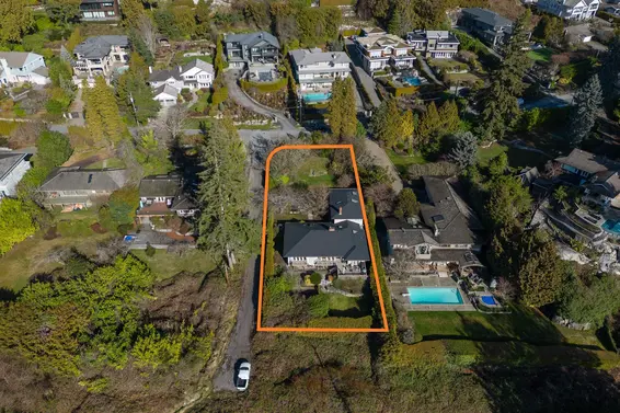 3332 Mathers Avenue, West Vancouver For Sale - image 27