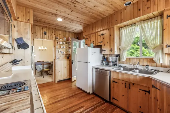 2575 Queens Avenue, West Vancouver For Sale - image 15