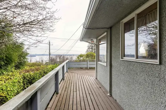 2575 Queens Avenue, West Vancouver For Sale - image 17