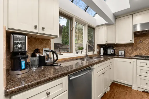 457 Hillcrest Street, West Vancouver For Sale - image 24