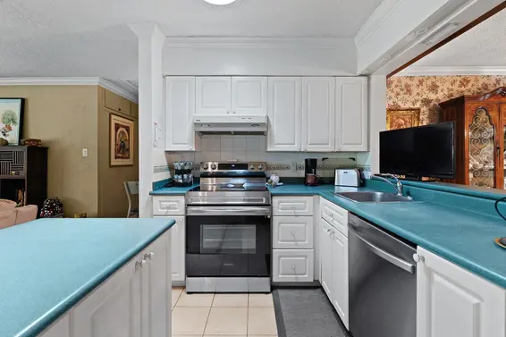 1454 Sowden Street, North Vancouver For Sale - image 11