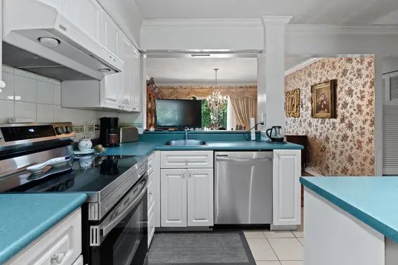 1454 Sowden Street, North Vancouver For Sale - image 13