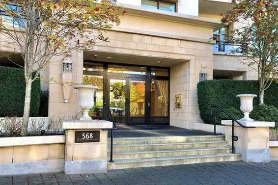 303 568 Waters Edge Crescent, West Vancouver For Sale - image 25