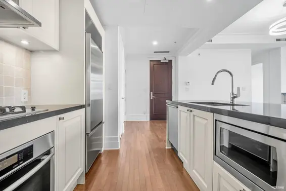 303 568 Waters Edge Crescent, West Vancouver For Sale - image 36