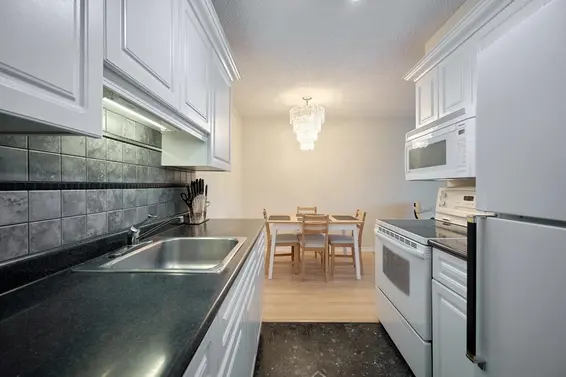 308 2016 Fullerton Avenue, North Vancouver For Sale - image 5