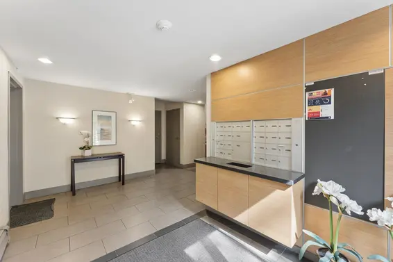 304 827 West 16th Street, North Vancouver For Sale - image 12