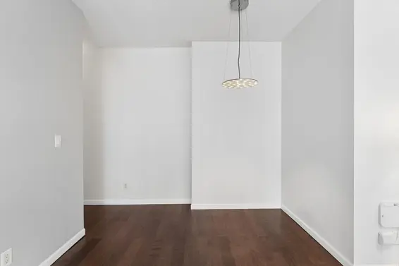 304 827 West 16th Street, North Vancouver For Sale - image 4