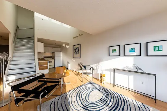 308 251 West 4Th Street, North Vancouver