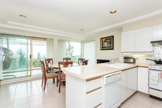 3070 Deer Ridge Close, West Vancouver For Sale - image 8