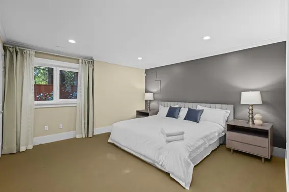 1371 Burnside Road, West Vancouver For Sale - image 28