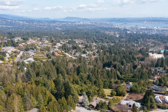 1371 Burnside Road, West Vancouver For Sale - image 39