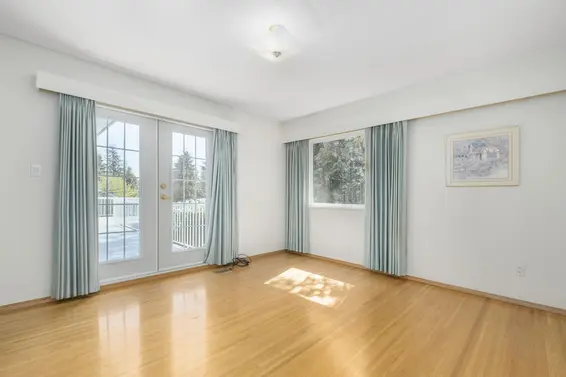 646 East Windsor Road, North Vancouver For Sale - image 13