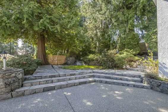 646 East Windsor Road, North Vancouver For Sale - image 31