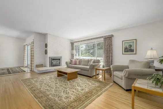 646 East Windsor Road, North Vancouver For Sale - image 4