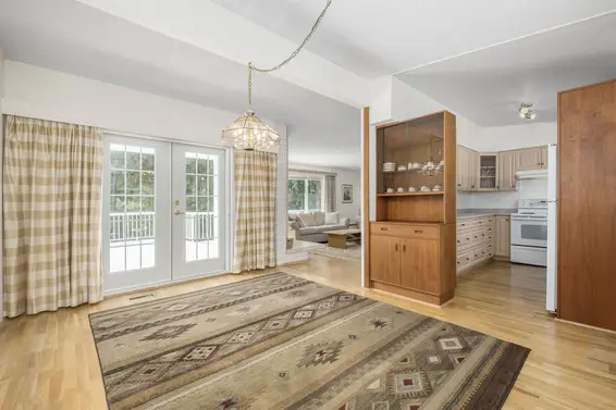 646 East Windsor Road, North Vancouver For Sale - image 6