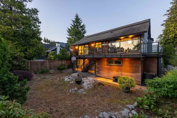 4786 Meadfeild Court, West Vancouver For Sale - image 30