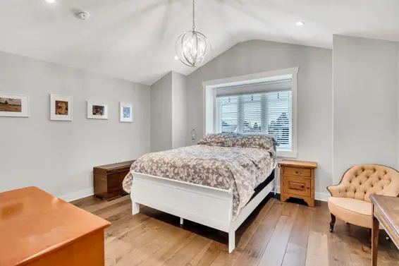 738 East 13th Street, North Vancouver For Sale - image 14