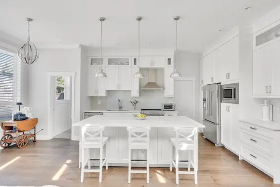 738 East 13th Street, North Vancouver For Sale - image 5