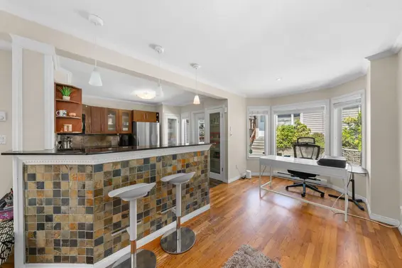 2 460 West 6th Street, North Vancouver For Sale - image 10