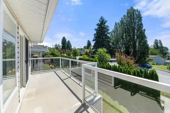 2 460 West 6th Street, North Vancouver For Sale - image 21