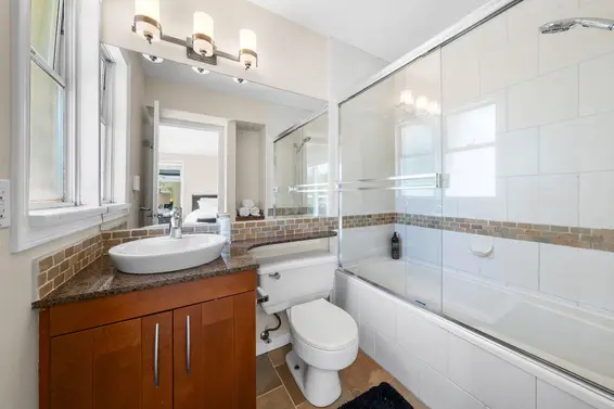 2 460 West 6th Street, North Vancouver For Sale - image 22
