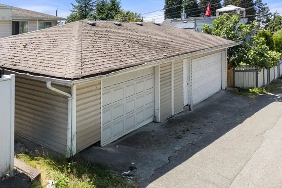 2 460 West 6th Street, North Vancouver For Sale - image 29