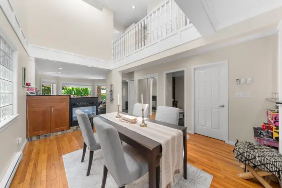 2 460 West 6th Street, North Vancouver For Sale - image 8
