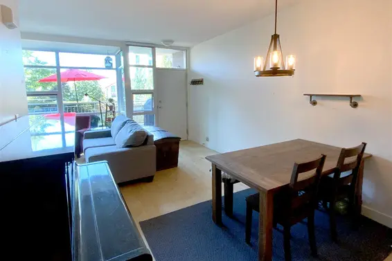 Th15 168 East Esplanade, North Vancouver For Sale - image 5