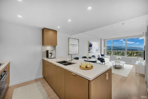 2101 125 East 14th Street, North Vancouver
